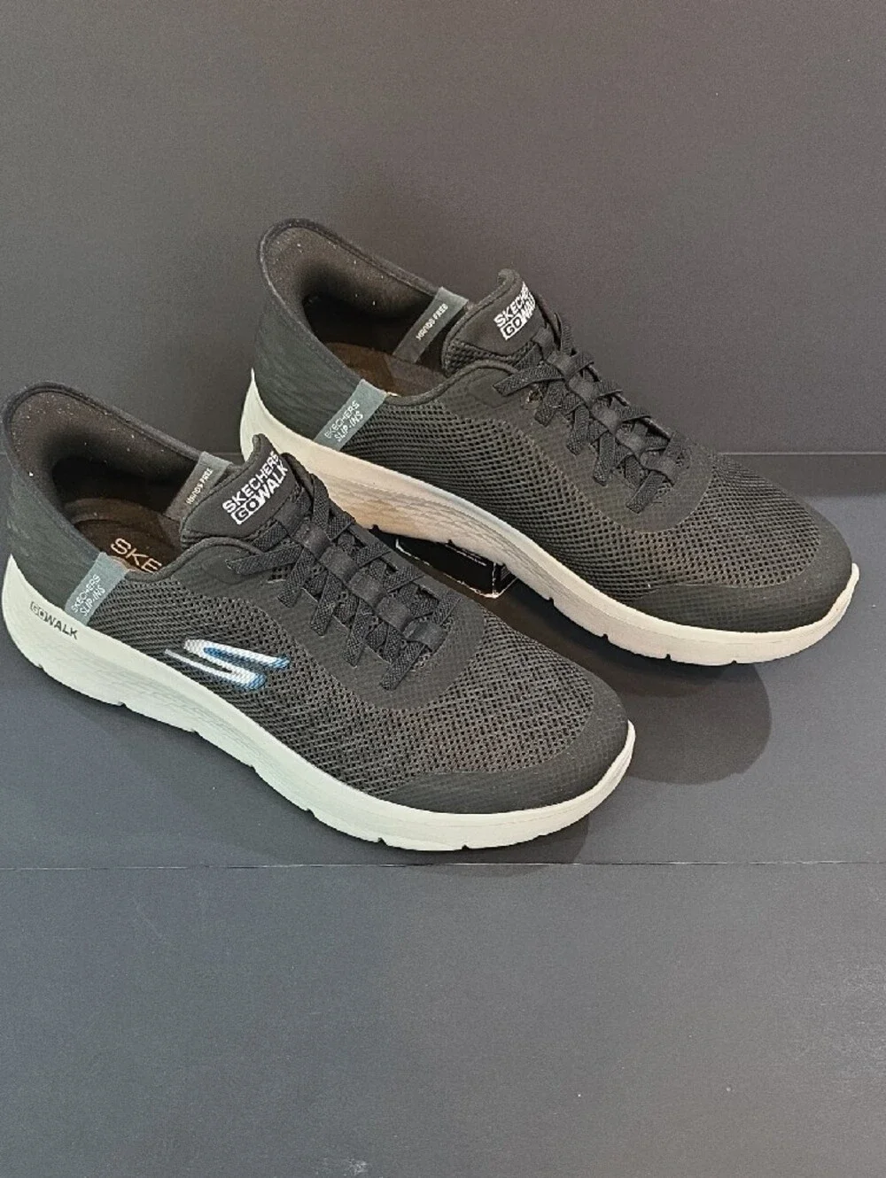 Skechers lightweight gowalk